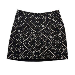 Chico’s Mini Skirt Women’s Size 1.5 (10) geometric laser cut black